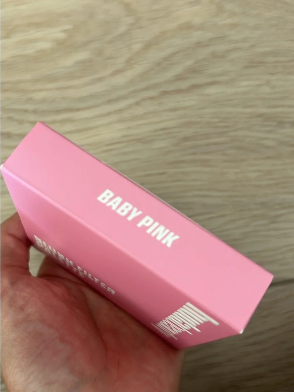 hudabeauty blush filter palette in baby pink (new in box)
